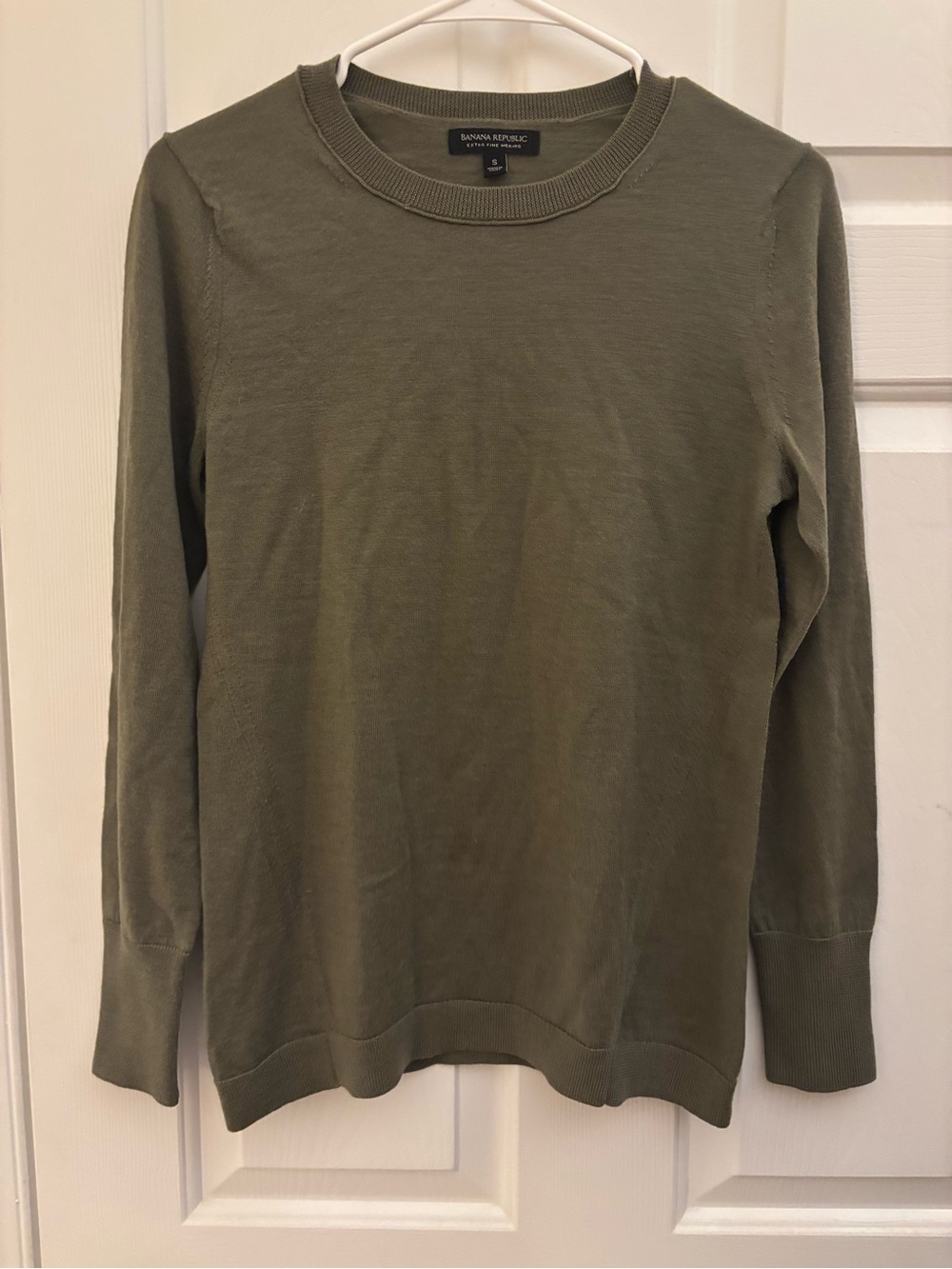 Banana Republic Olive Green Women's Crewneck Sweater 100% Merino Wool Size Small
